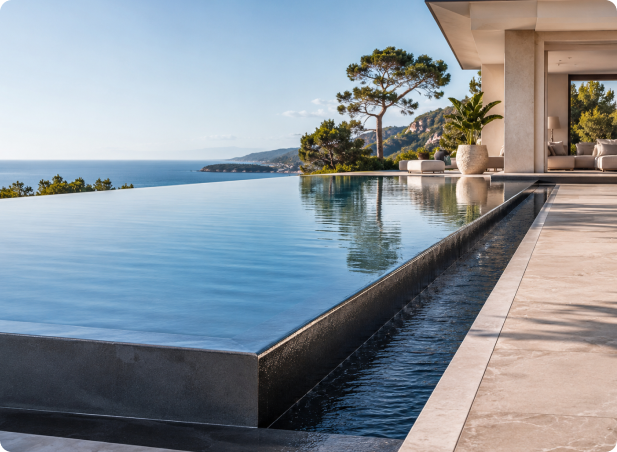 Overflow deck-level pool
